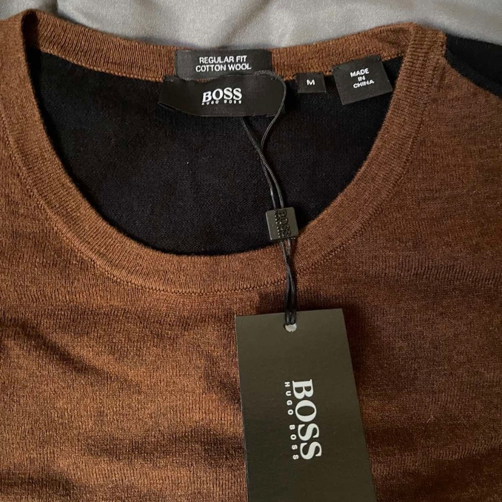 Hugo Boss Sweater - Picture 3 of 3
